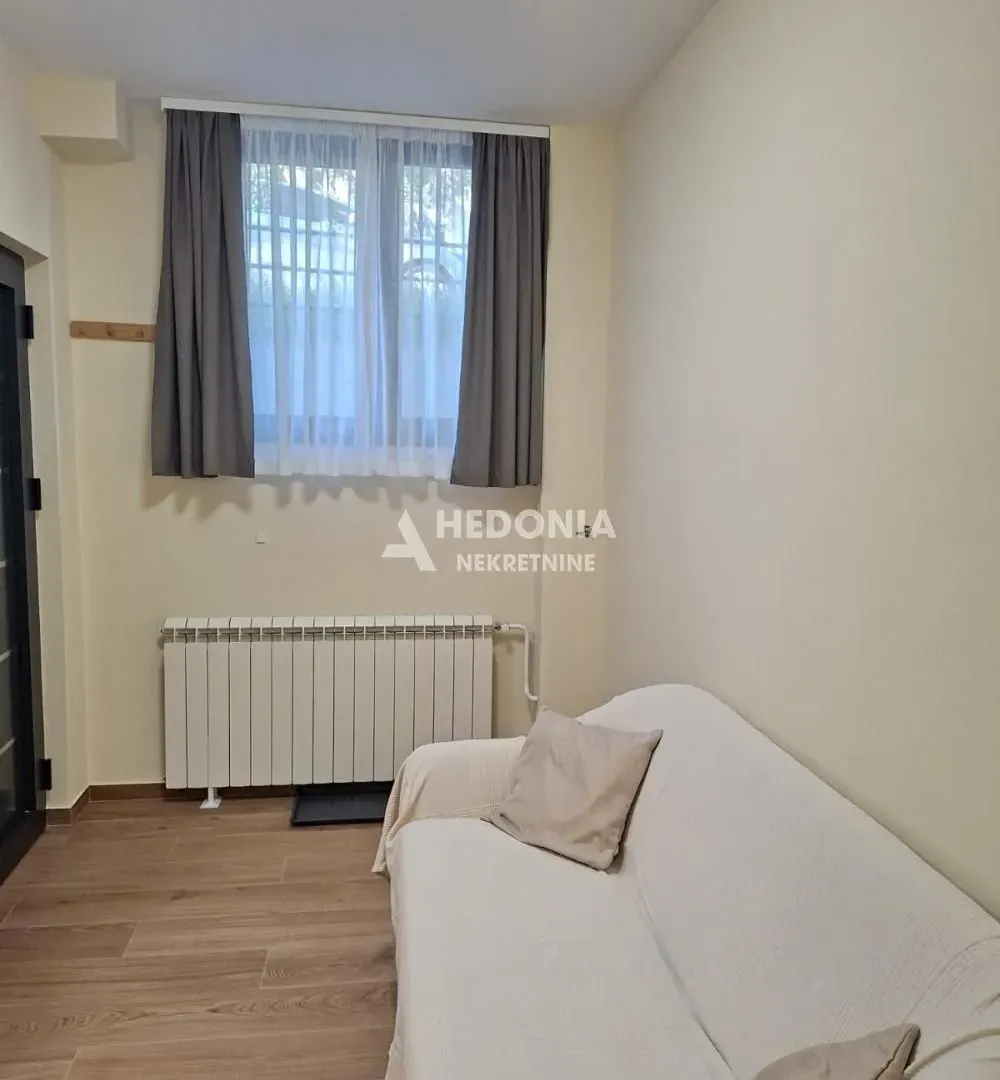 Rent, two bedroom apartment, 37m², Čukarica, Beograd