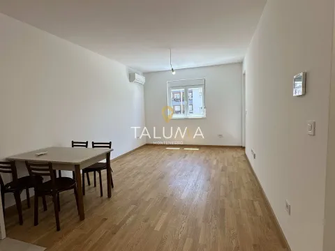 Rent, one bedroom apartment, 46m², Stari Aerodrom, Podgorica - image 1