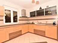 Prodaja, kuća, 184m², Vranići, Podgorica - image 3