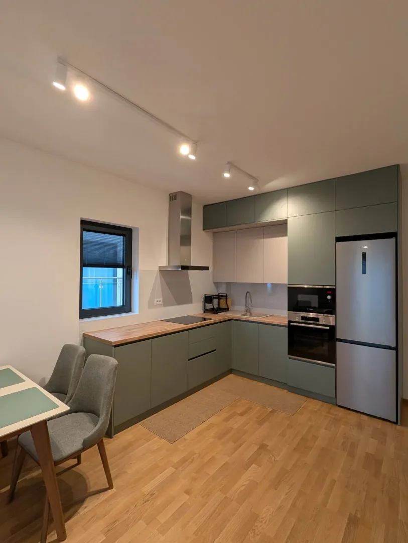 Rent, three bedroom apartment, 58m², Bečići, Budva