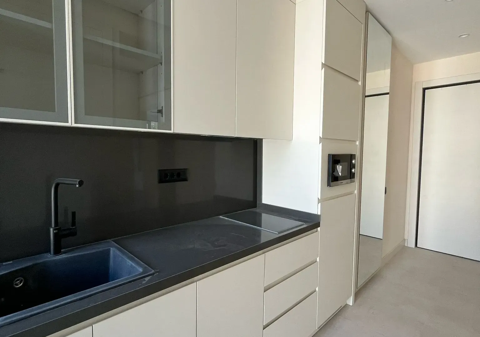 Sale, one bedroom apartment, 49m², Bečići, Budva