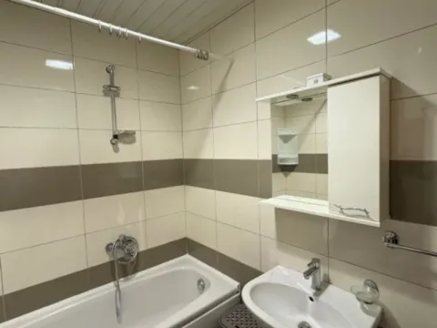 Izdavanje, jednosoban stan, 55m², City Kvart, Podgorica - image 13