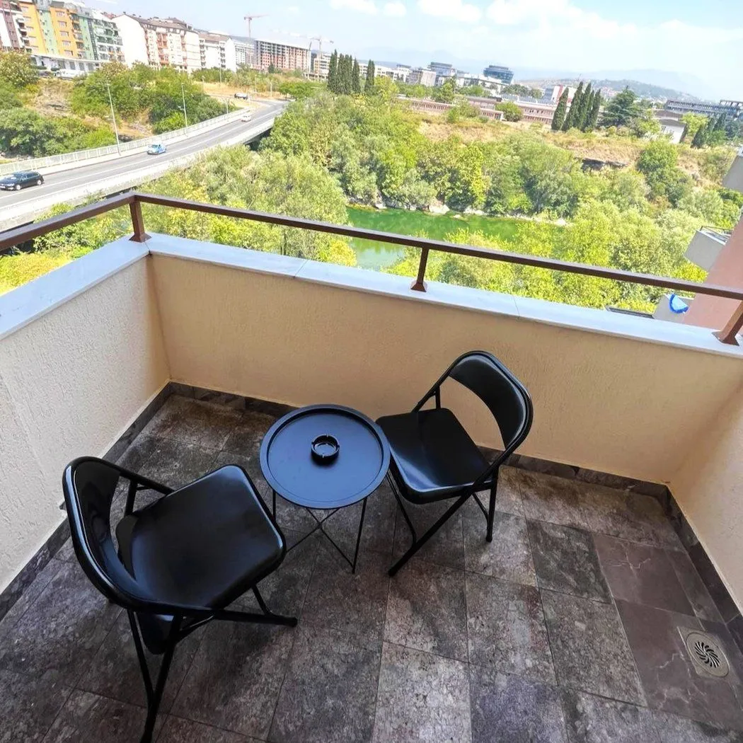 Izdavanje, stan, 65m², Krivi Most, Podgorica