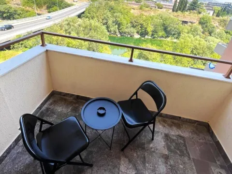 Izdavanje, stan, 65m², Krivi Most, Podgorica - image 11