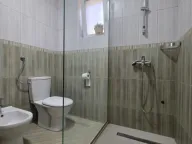 Izdavanje, kuća, 250m², Mareza, Podgorica - image 8