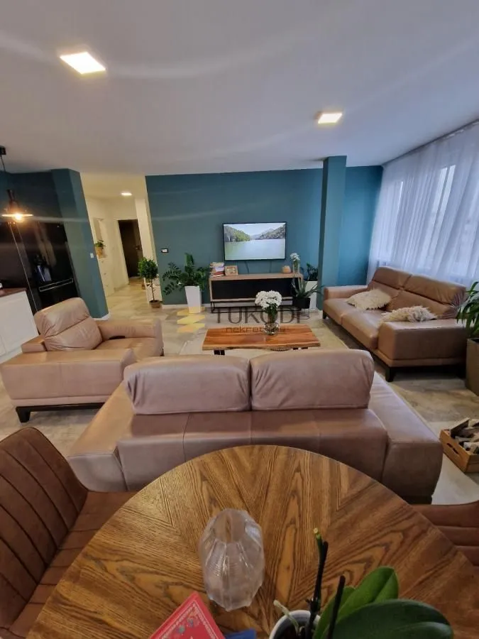 Prodaja, četvorosoban stan, 146m², Telep, Novi Sad Sve Podlokacije
