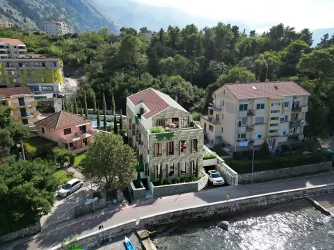 Prodaja, trosoban stan, 121m², Dobrota, Kotor