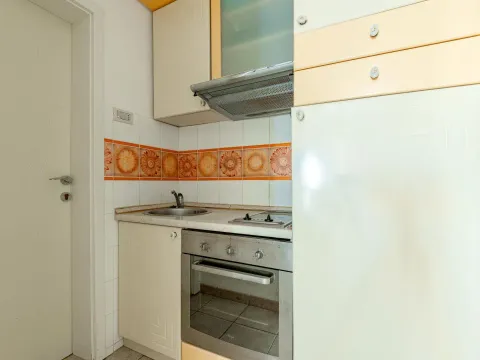 Sale, one bedroom apartment, 53m², Pržno, Budva - image 11