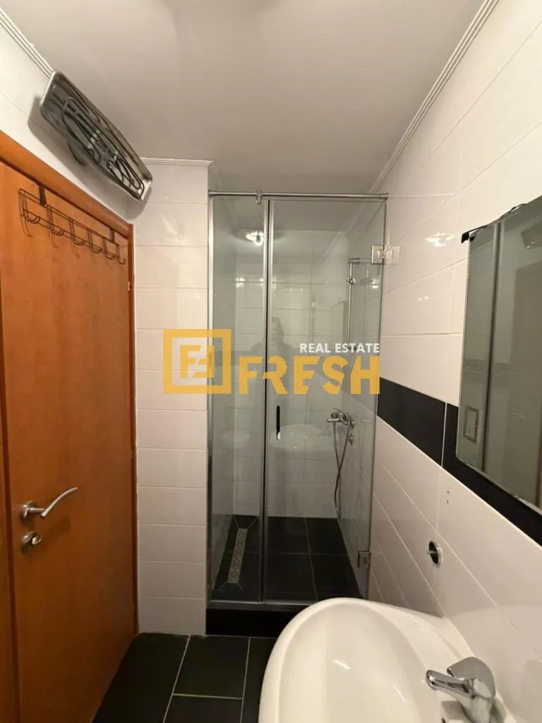 Prodaja, dvosoban stan, 44m², Krivi Most, Podgorica