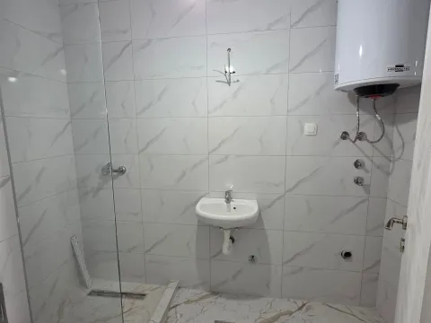 Prodaja, jednosoban stan, 55m², Zagorič, Podgorica - image 9
