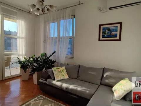 Izdavanje, dvosoban stan, 62m², Spens, Novi Sad Sve Podlokacije - image 1