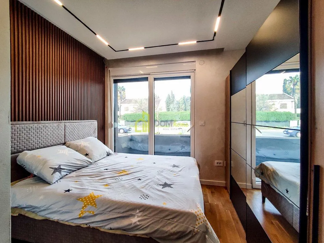 Izdavanje, dvosoban stan, 69m², Tološi, Podgorica