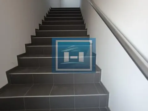 Prodaja, četvorosoban stan, 146m², Centar, Jagodina - image 11