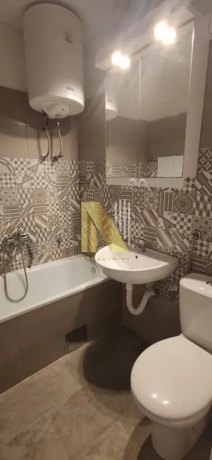 Izdavanje, dvosoban stan, 56m², Liman 2, Novi Sad Sve Podlokacije