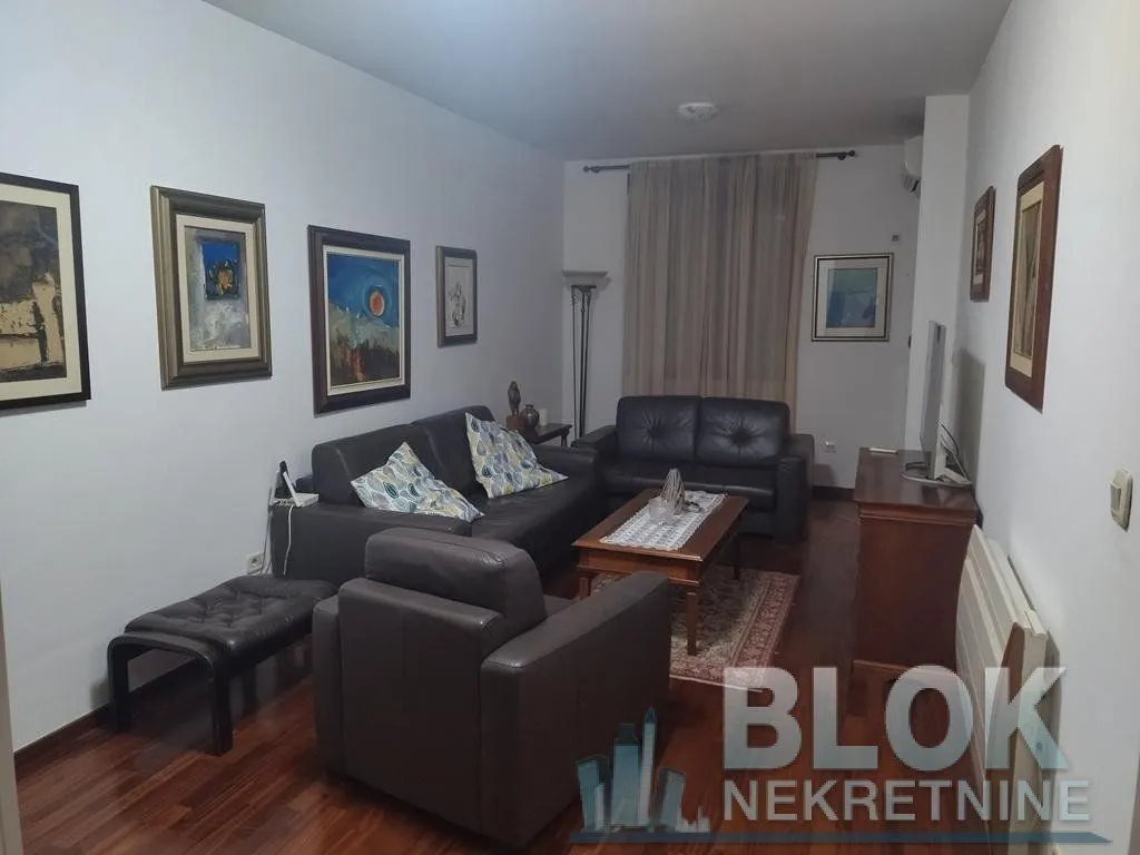 Izdavanje, jednosoban stan, 56m², Preko Morače, Podgorica