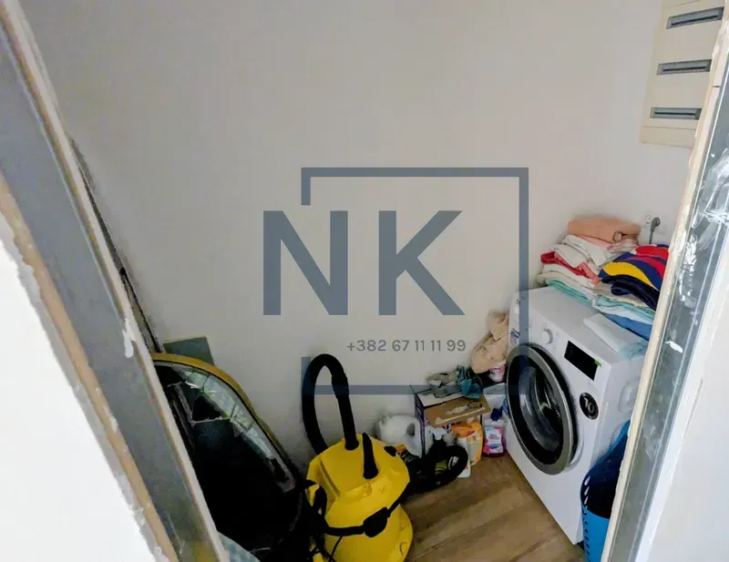 Izdavanje, trosoban stan, 130m², Vranići, Podgorica