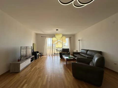 Izdavanje, dvosoban stan, 90m², Gorica C, Podgorica - image 4