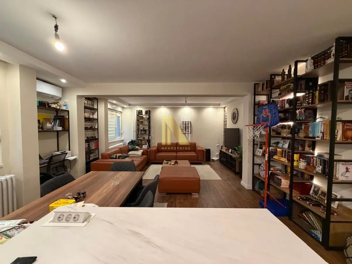 Prodaja, trosoban stan, 82m², Grbavica, Novi Sad Sve Podlokacije