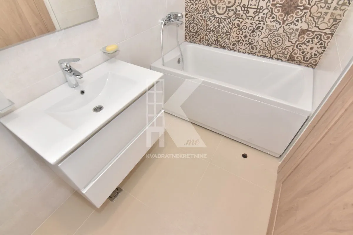 Rent, two bedroom apartment, 69m², Master Kvart, Podgorica