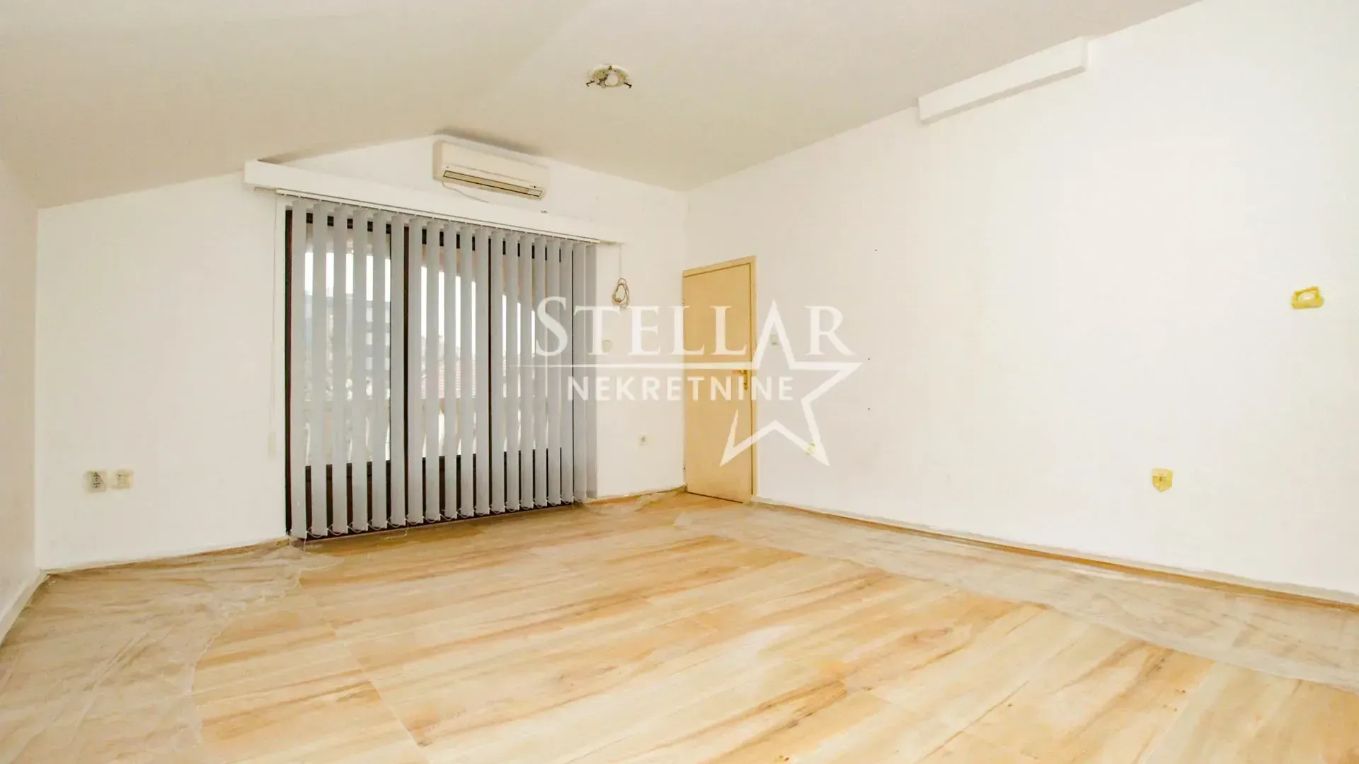 Rent, office space, 120m², Stari Aerodrom, Podgorica