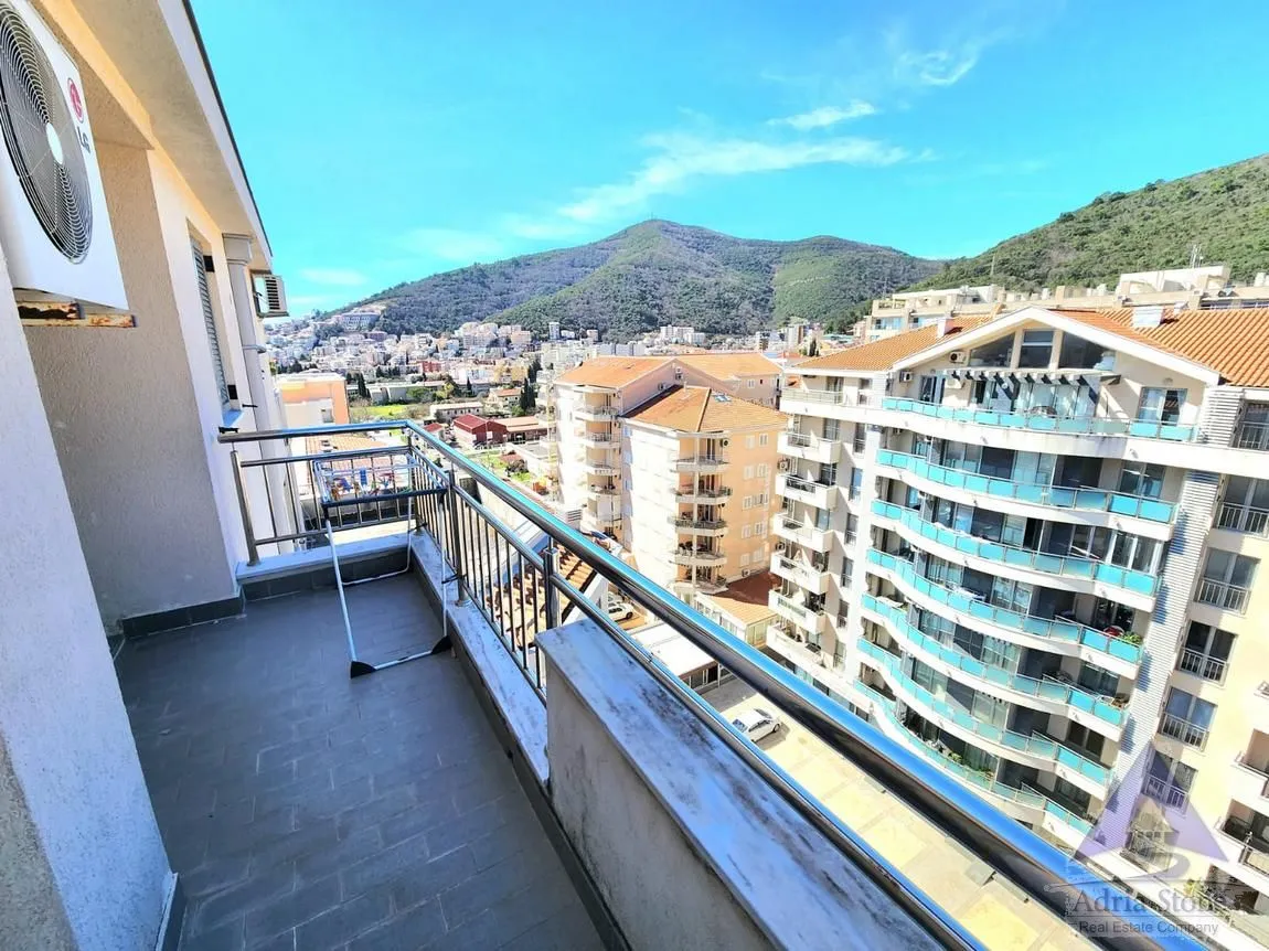 Prodaja, trosoban stan, 179m², Rozino, Budva
