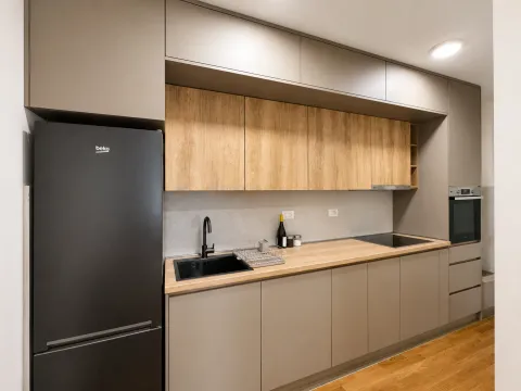 Izdavanje, dvosoban stan, 61m², Pobrežje, Podgorica - image 4