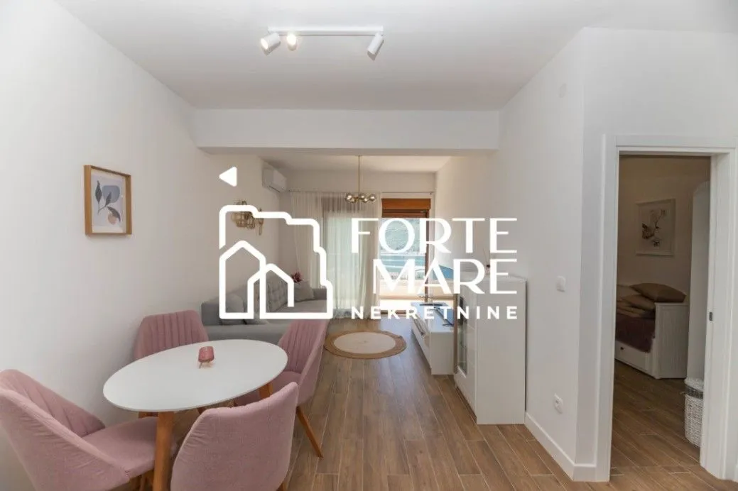 Prodaja, jednosoban stan, 50m², Đenovići, Herceg Novi
