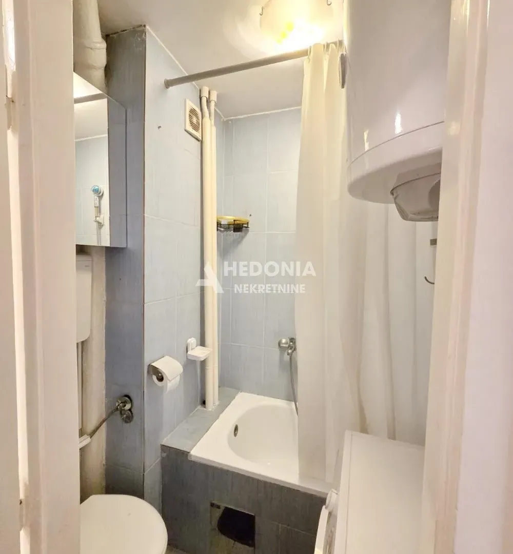 Sale, two bedroom apartment, 61m², Bežanija, Beograd
