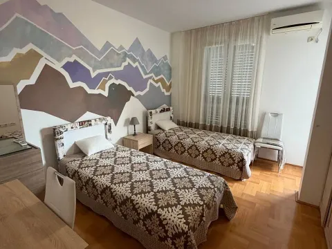 Sale, two bedroom apartment, 86m², Bečići, Budva - image 8