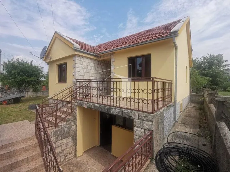 Sale, house, 71m², Podgorica, Crna Gora