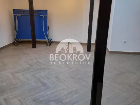 Rent, office space, 200m², Stari Grad, Beograd - image 2