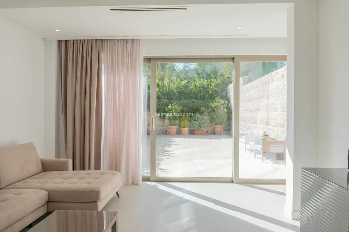 Prodaja, kuća, 288m², Donja Lastva, Tivat