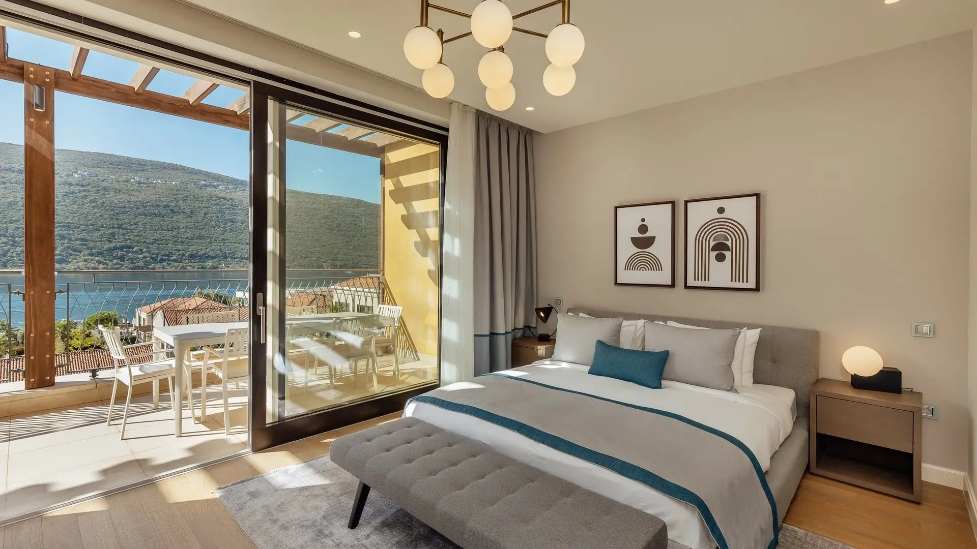 Prodaja, dvosoban stan, 290m², Portonovi, Herceg Novi