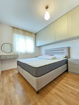 Rent, one bedroom apartment, 43m², Pobrežje, Podgorica - image 10