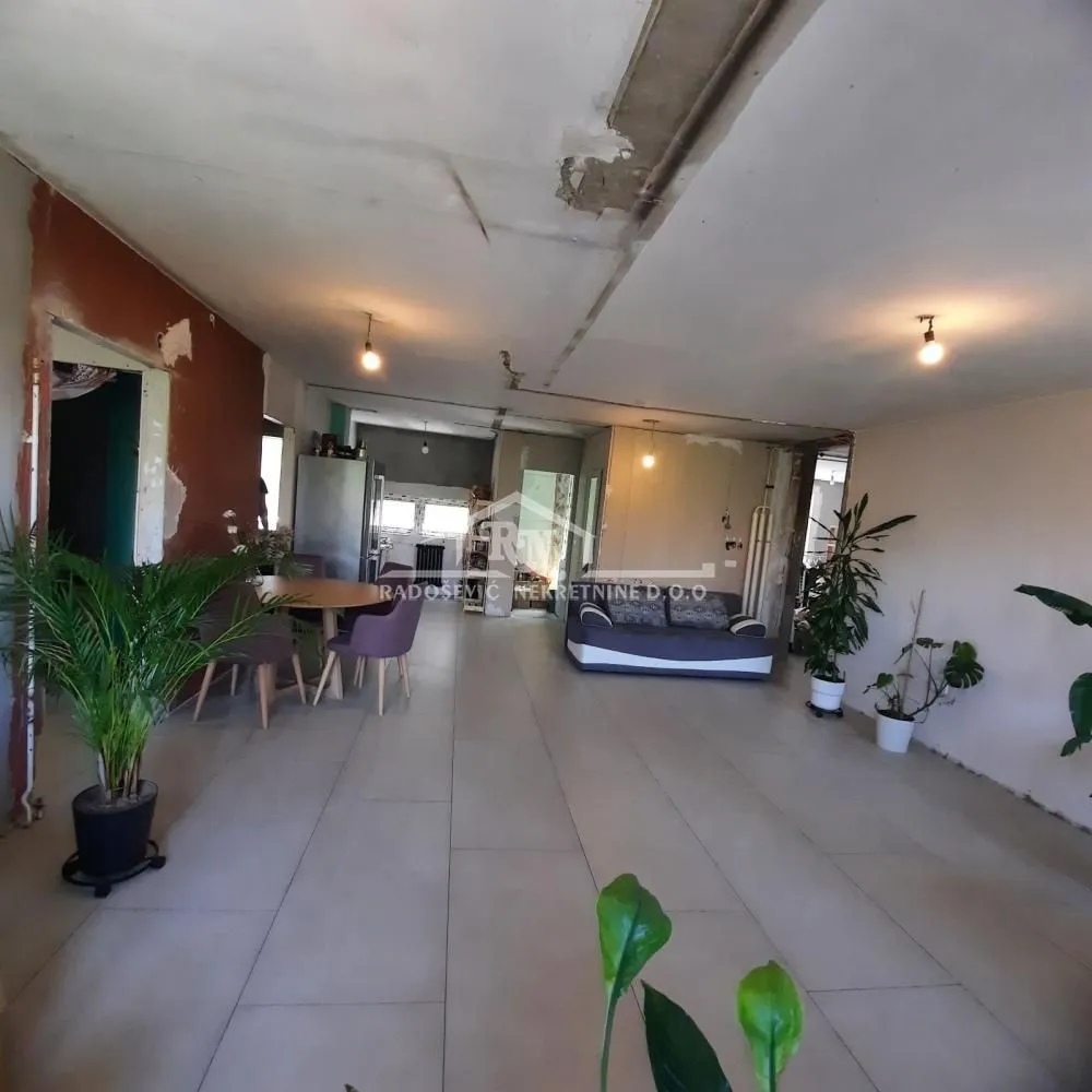 Sale, three bedroom apartment, 84m², Banjica, Voždovac Sve Podlokacije