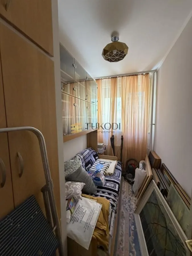 Prodaja, trosoban stan, 87m², Centar, Novi Sad