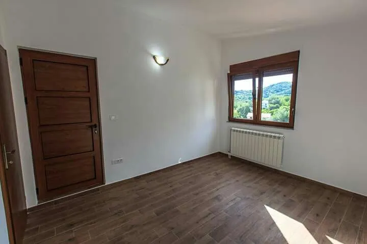 Sale, house, 500m², Šušanj, Bar
