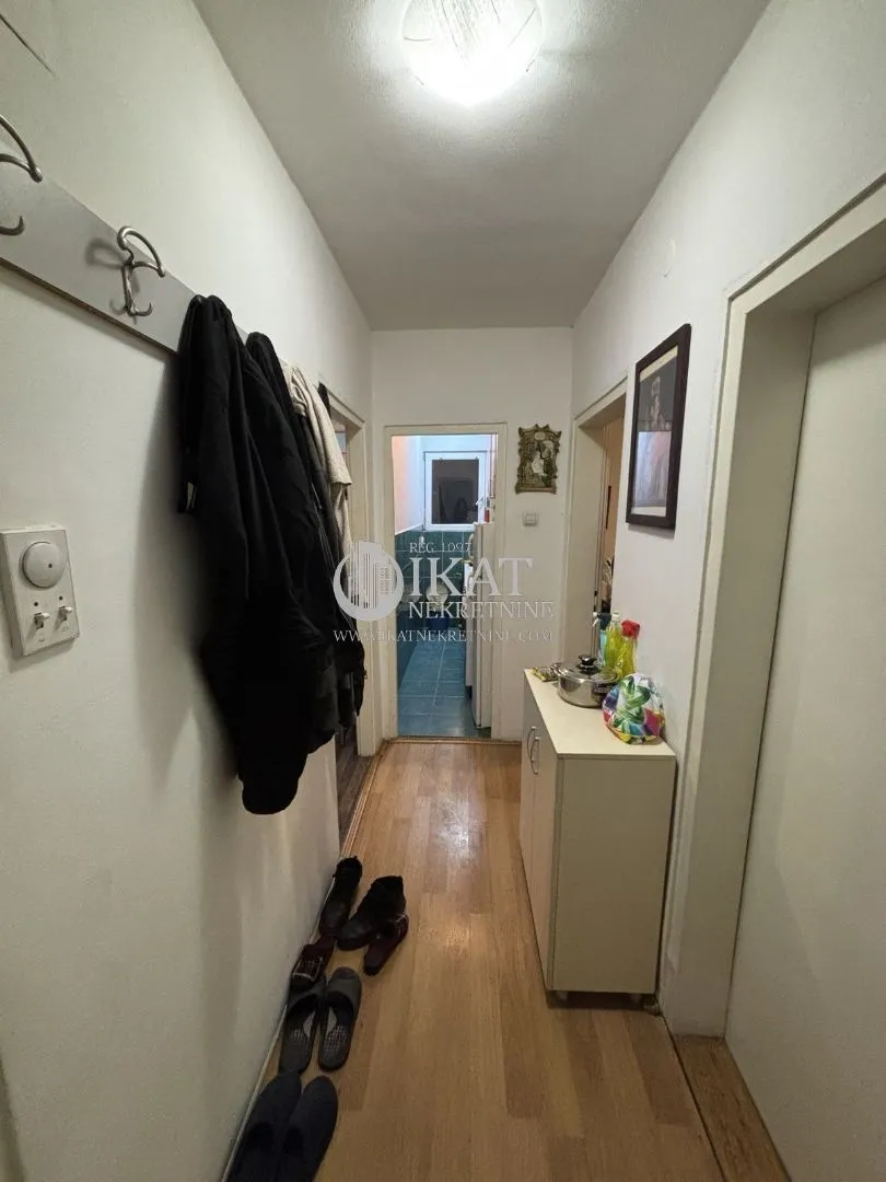 Sale, two bedroom apartment, 55m², Karaburma, Palilula Sve Podlokacije