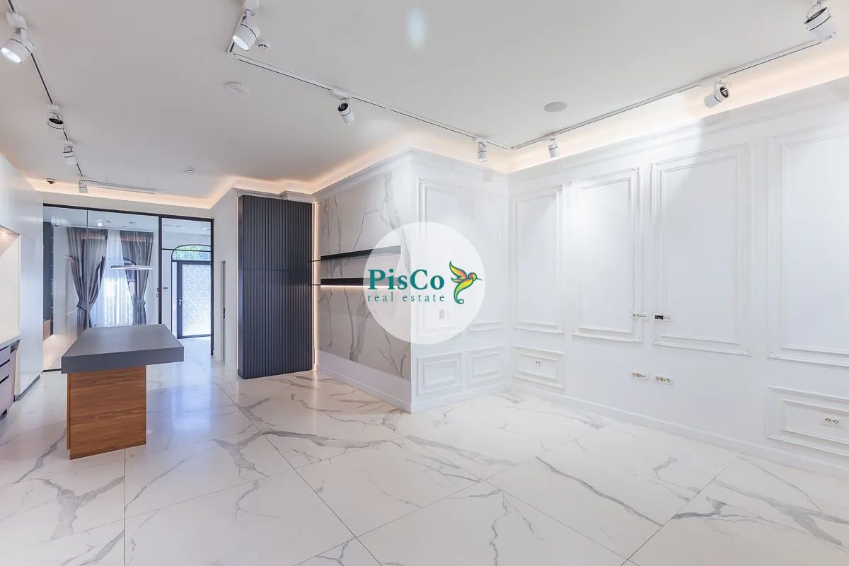 Rent, office space, 100m², Centar, Podgorica