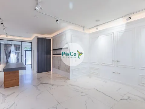 Izdavanje, poslovni prostor, 100m², Centar, Podgorica - image 2