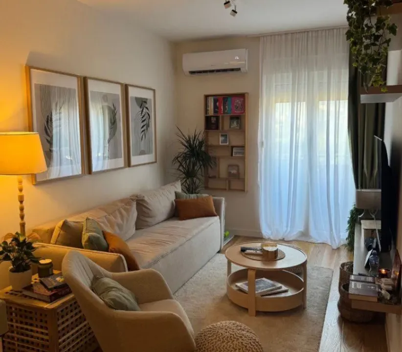 Izdavanje, jednosoban stan, 40m², Central Point, Podgorica