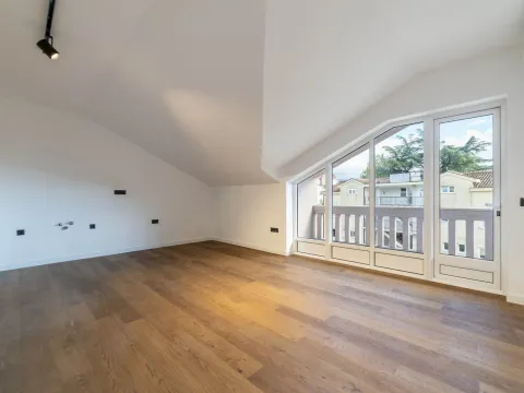 Prodaja, dvosoban stan, 66m², Centar, Tivat - image 3