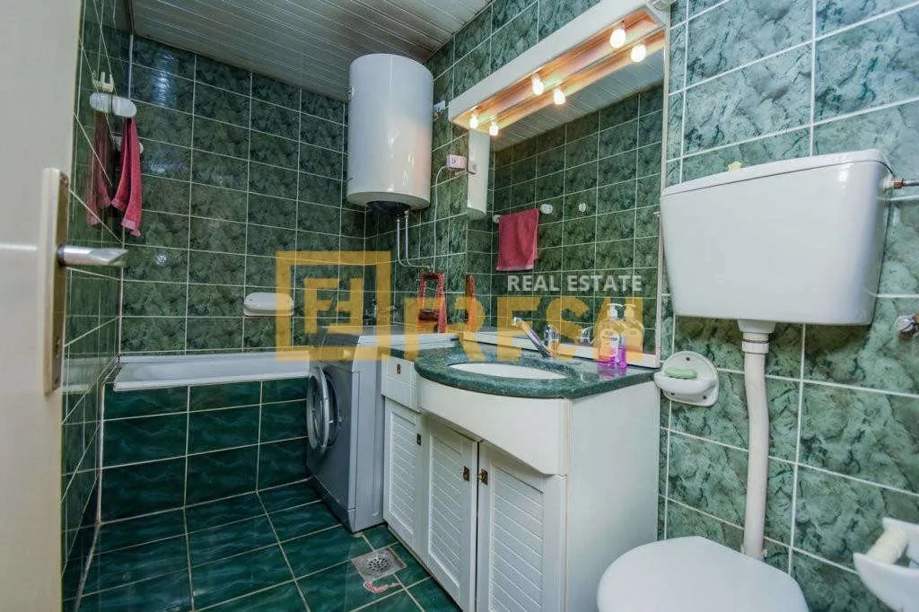 Rent, three bedroom apartment, 100m², Centar, Podgorica