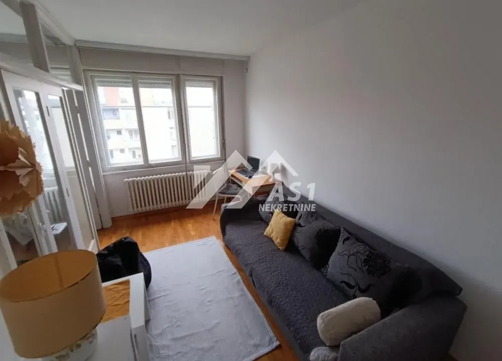 Prodaja, dvosoban stan, 44m², Liman 1, Novi Sad Sve Podlokacije