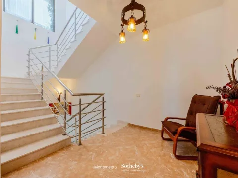 Sale, house, 416m², Utjeha, Bar - image 31
