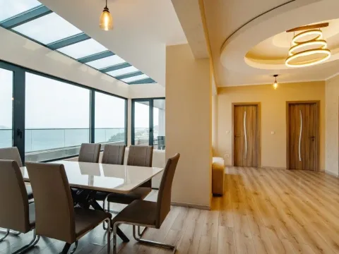 Prodaja, trosoban stan, 233m², Budva, Crna Gora - image 12