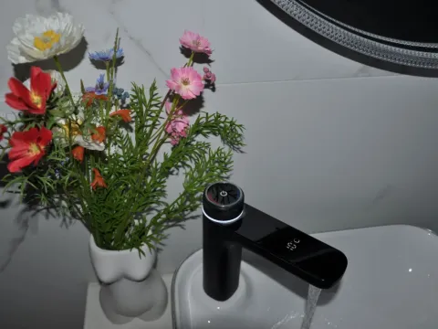 Prodaja, trosoban stan, 100m², Muo, Kotor - image 18