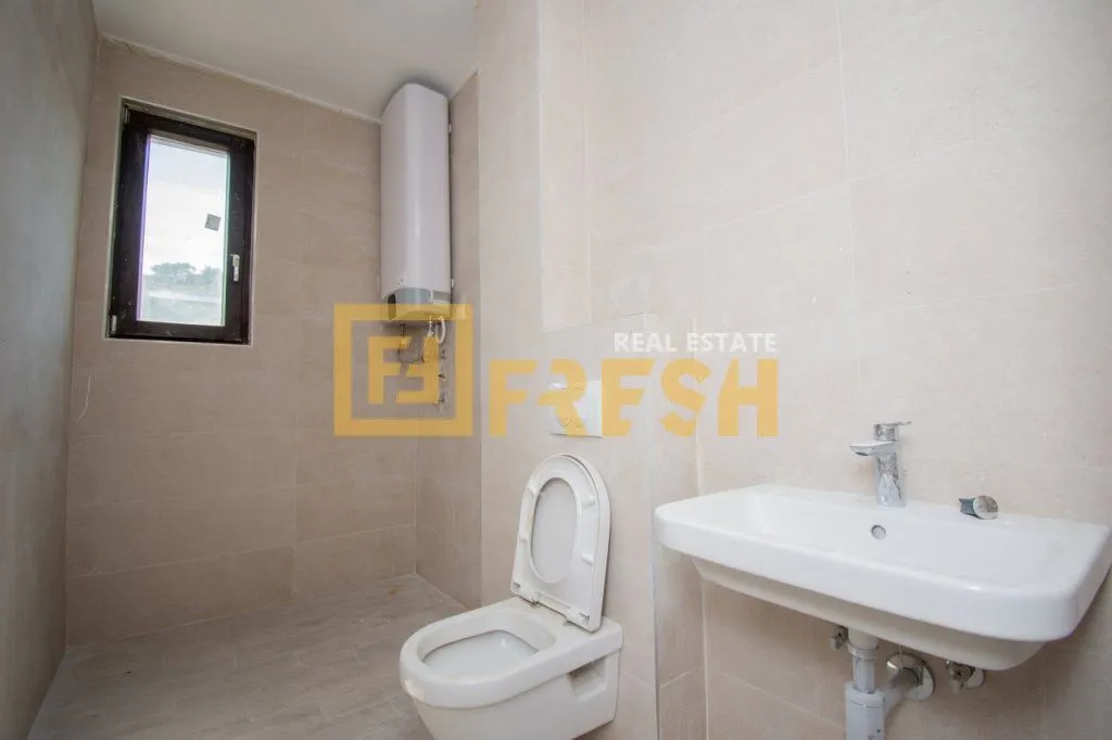 Prodaja, četvorosoban stan, 151m², Gornja Gorica, Podgorica