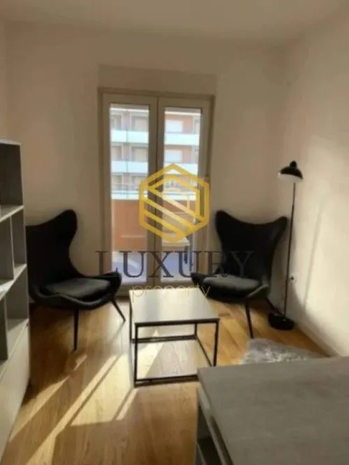 Izdavanje, poslovni prostor, 11m², Central Point, Podgorica