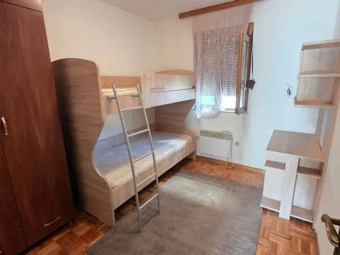 Rent, two bedroom apartment, 85m², Stari Aerodrom, Podgorica - image 3